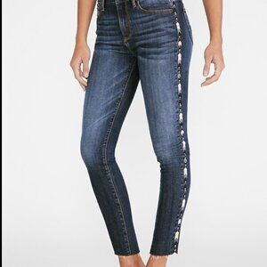 Anthropologie Driftwood Jackie embroidered high-rise skinny jeans Size 28